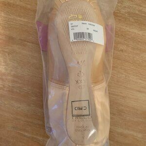 FREED OF LONDON Pointe Shoes 4 1/2 XXX Classic Pro (Anchor Maker)